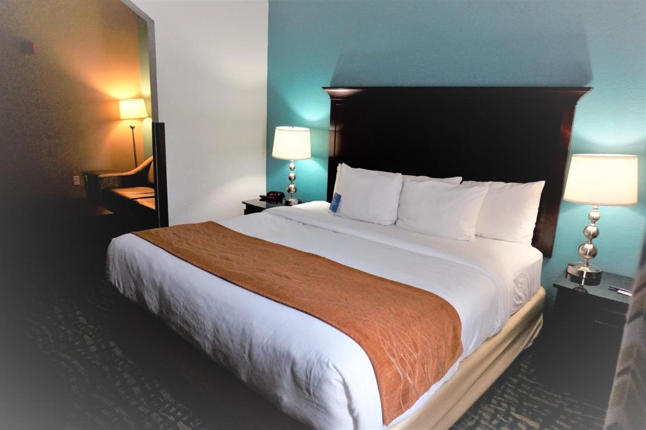 Comfort Inn & Suites Fort Lauderdale West Turnpike Lauderdale Lakes Εξωτερικό φωτογραφία