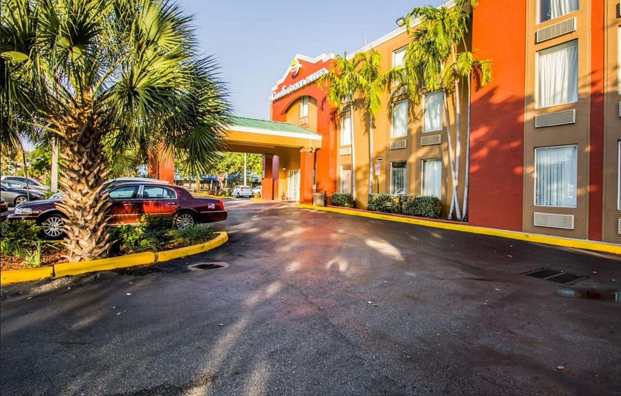 Comfort Inn & Suites Fort Lauderdale West Turnpike Lauderdale Lakes Εξωτερικό φωτογραφία