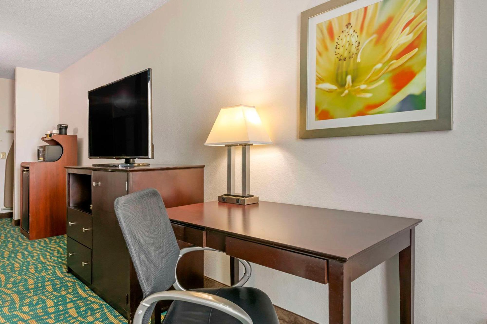 Comfort Inn & Suites Fort Lauderdale West Turnpike Lauderdale Lakes Εξωτερικό φωτογραφία