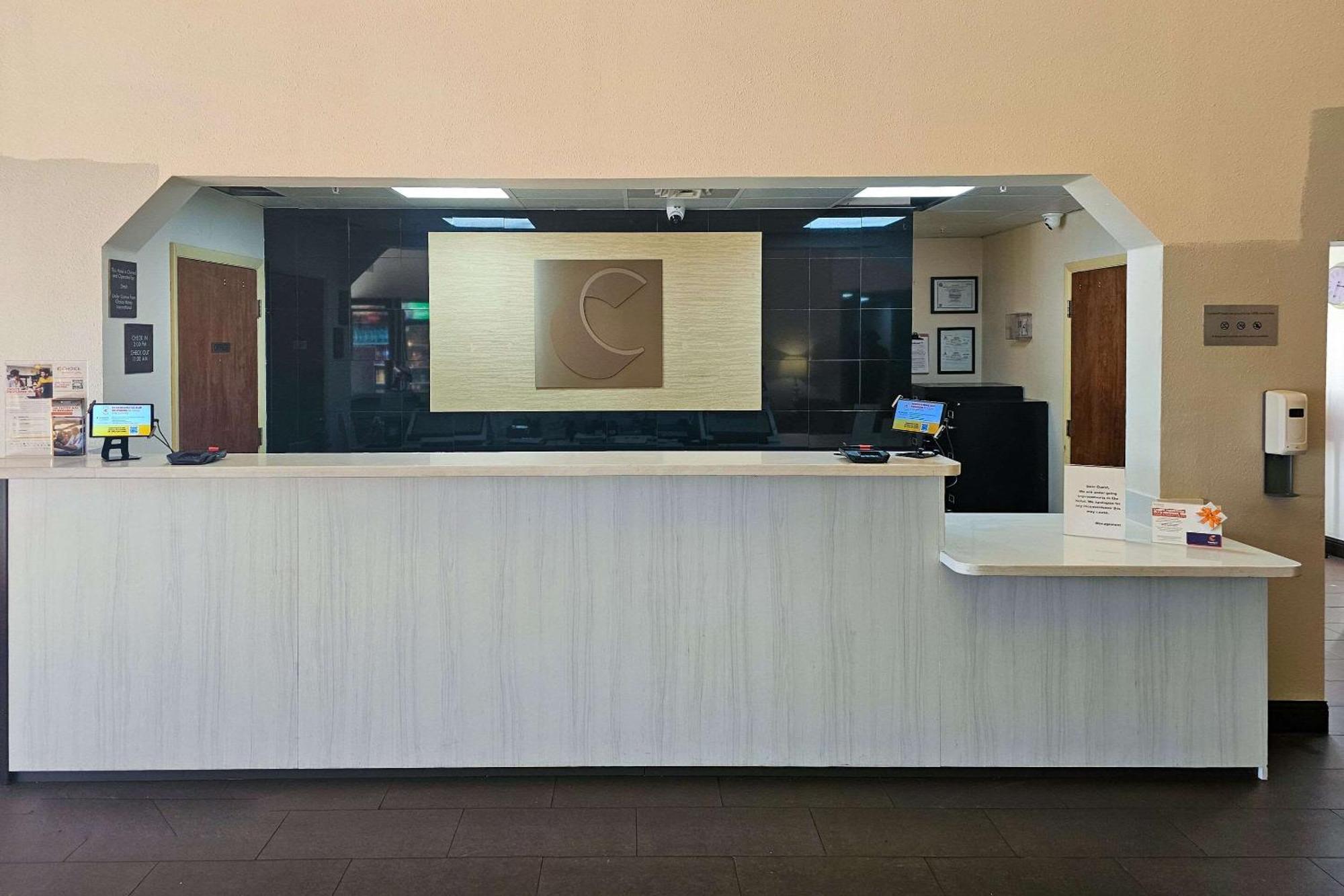 Comfort Inn & Suites Fort Lauderdale West Turnpike Lauderdale Lakes Εξωτερικό φωτογραφία